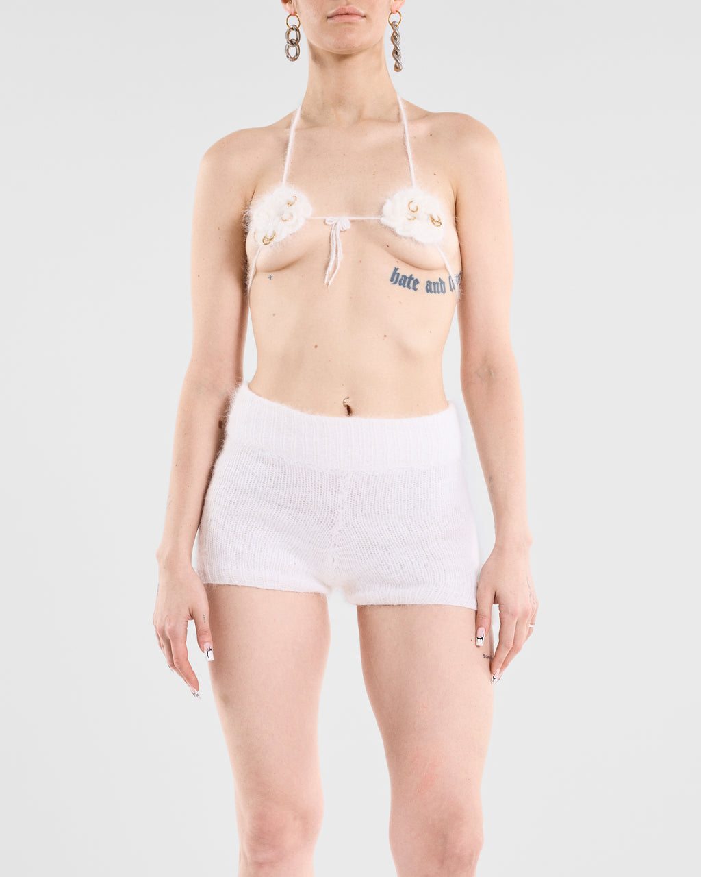 Fluffy Pierced Floral Bra - M